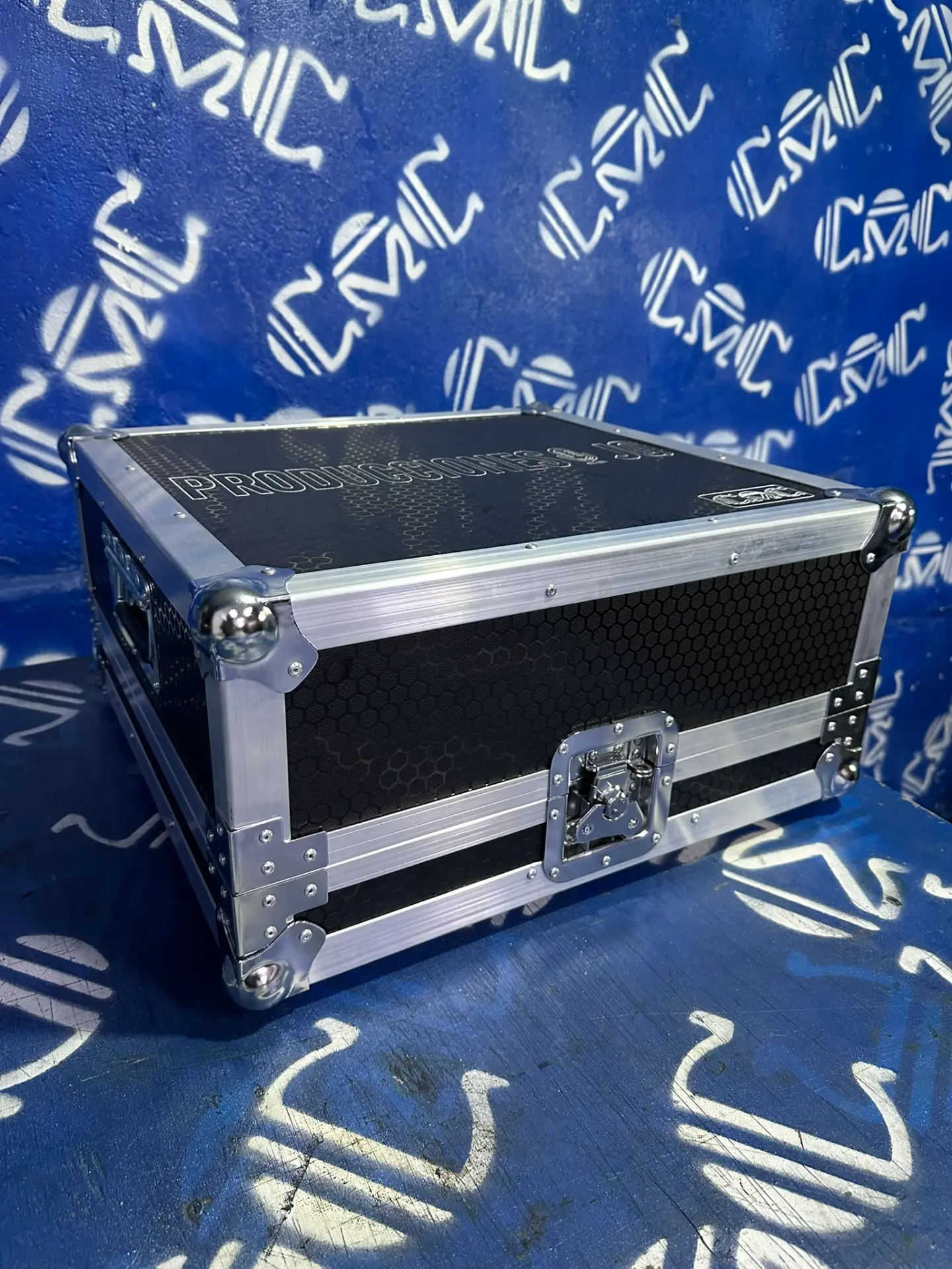 Case para consola 16CH cerrado — Protección total para transportar tu mezcladora.